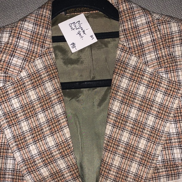 Coat - Picture 4 of 5